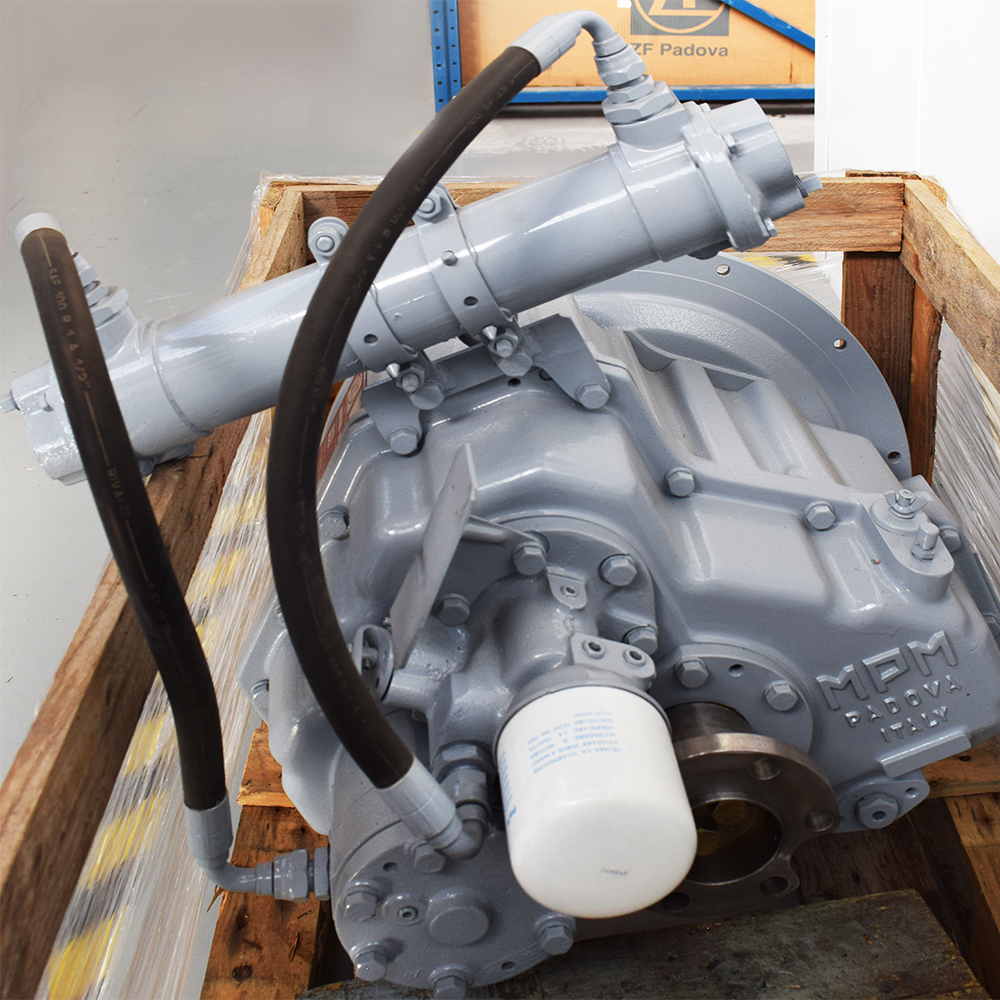 Tweedehands reductiekast van ZF-marine type IRM 301 A1 2,000 | foto 1