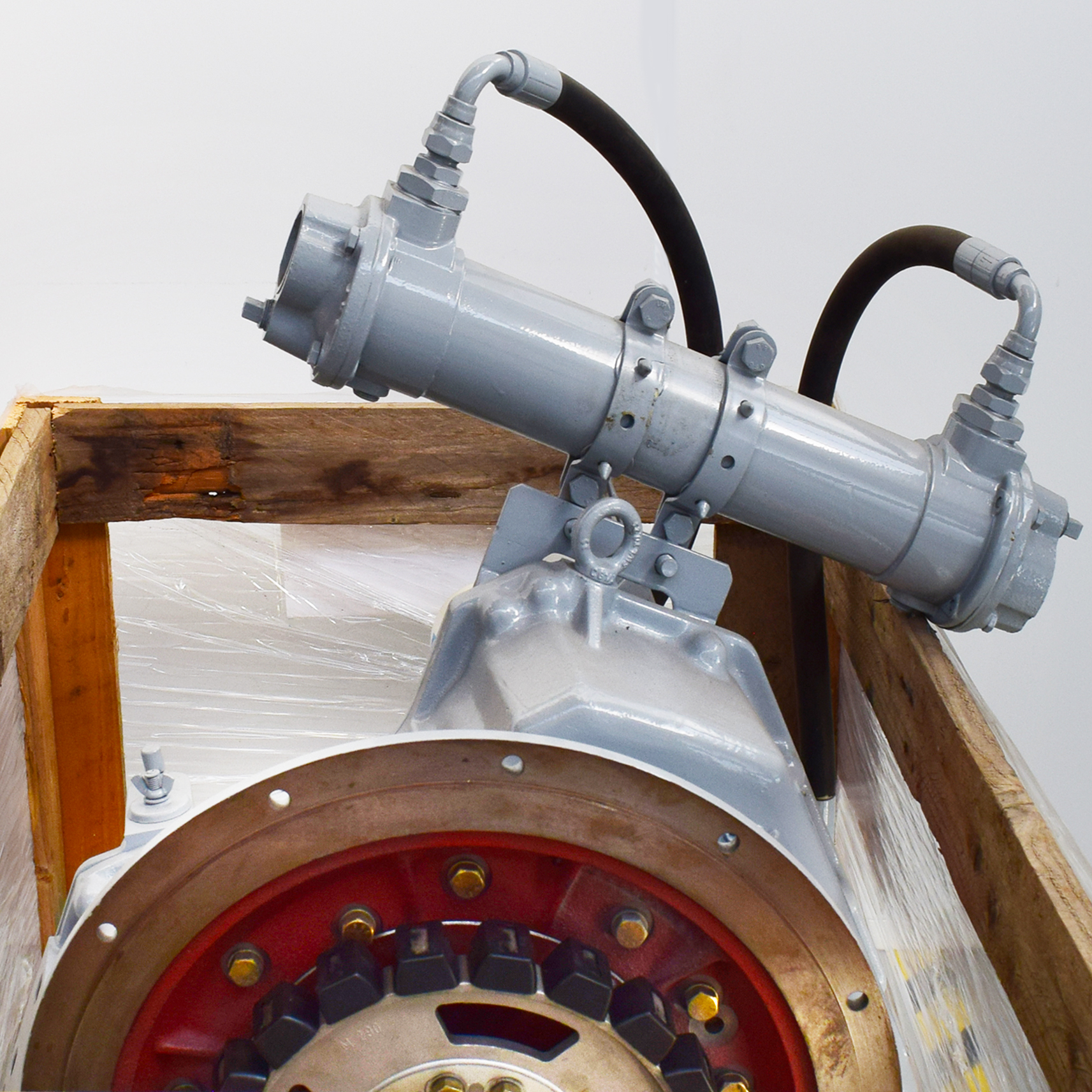 Achteraanzicht tweedehands reductiekast van ZF-marine type IRM 301 A1 2,000 | foto 3