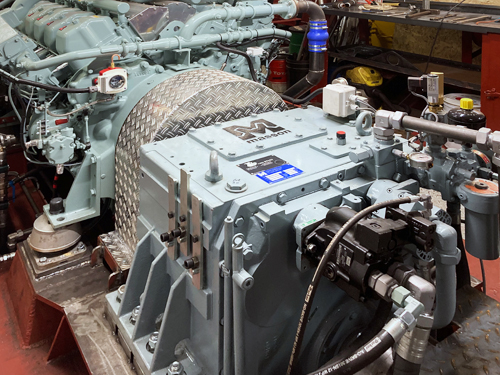 Front view of the Masson Marine W3450 gearbox in the MS Bentley of Koedood Marine Group
